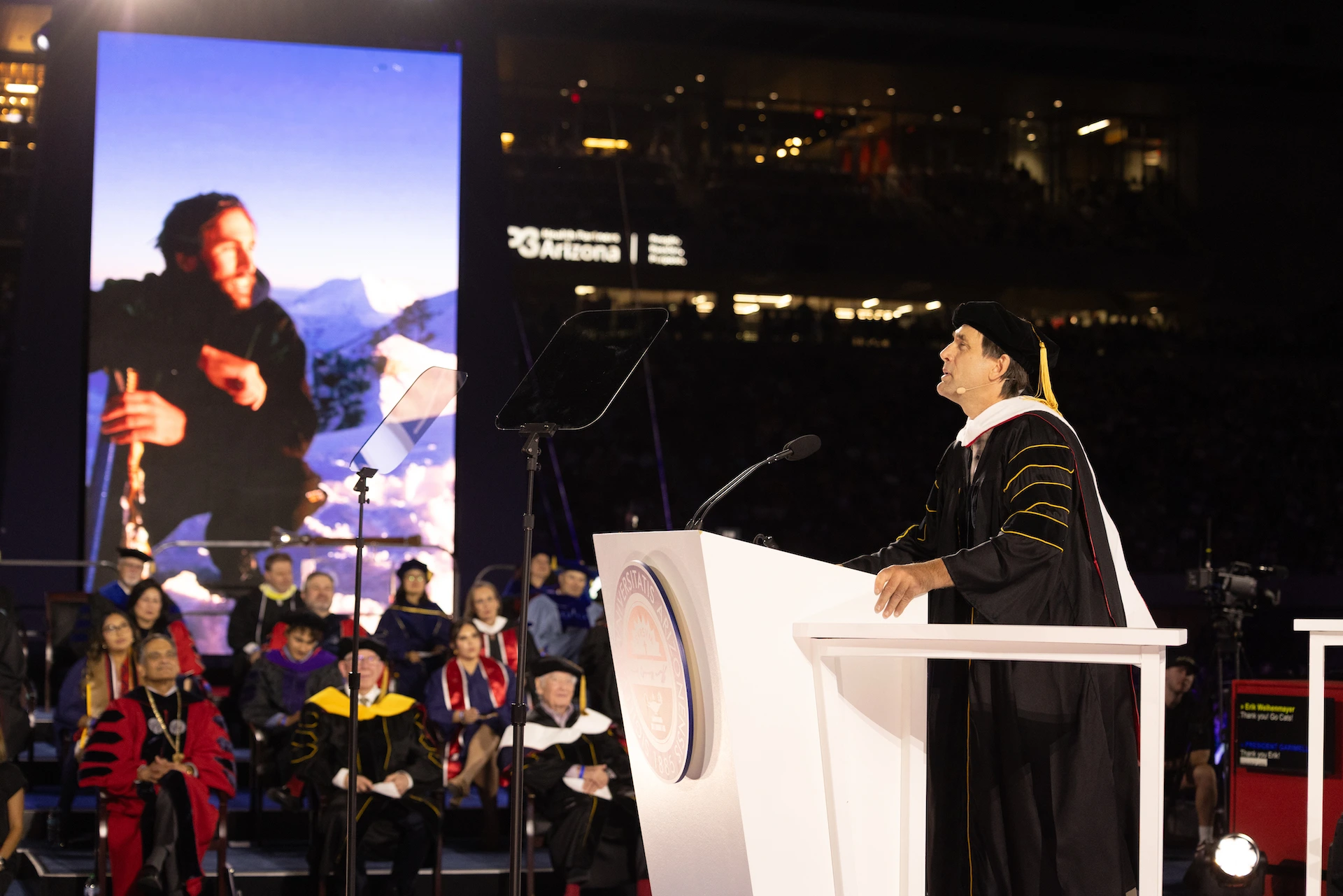 Erik Weihenmayer Commencement speaker
